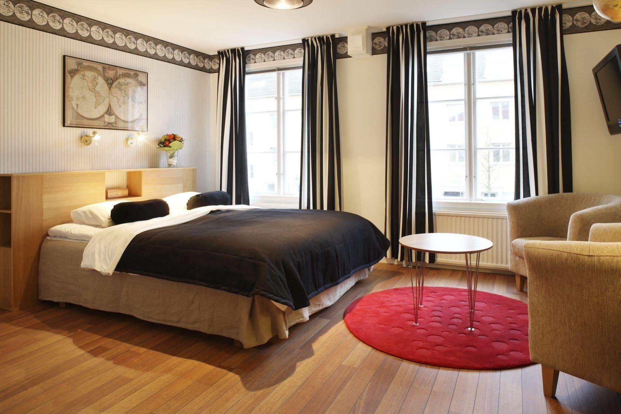 Hotell Uddewalla (Adults Only) Uddevalla Buitenkant foto